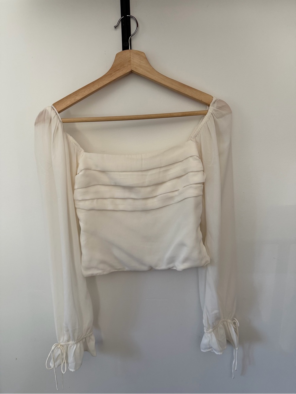 Abercrombie & Fitch White Sheer-Sleeve Ruffled Front Blouse